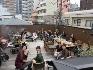 屋上にてイベントなど開催してます。
